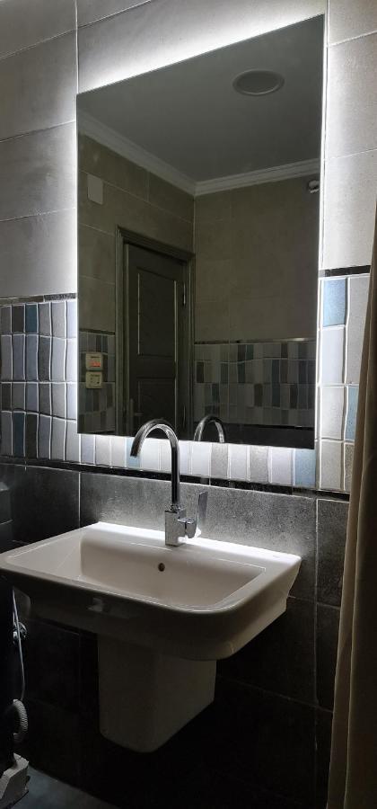 Comfy 2-Bedrooms Apartment In Cairo 44-2 Zewnętrze zdjęcie
